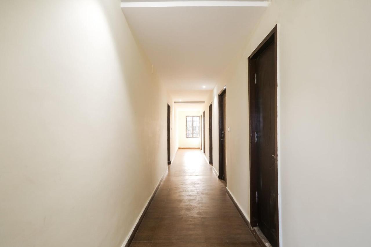 Oyo 63134 Hotel Red Queen Raigarh Екстер'єр фото